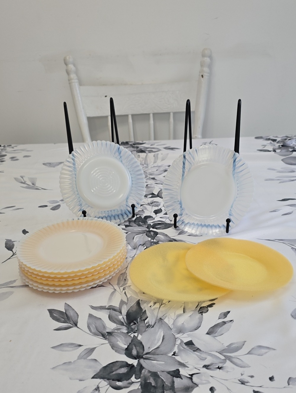 Vintage MacBeth Evans Set Of 8 Ringed Base Petalware Monax Bread Plates White 6"